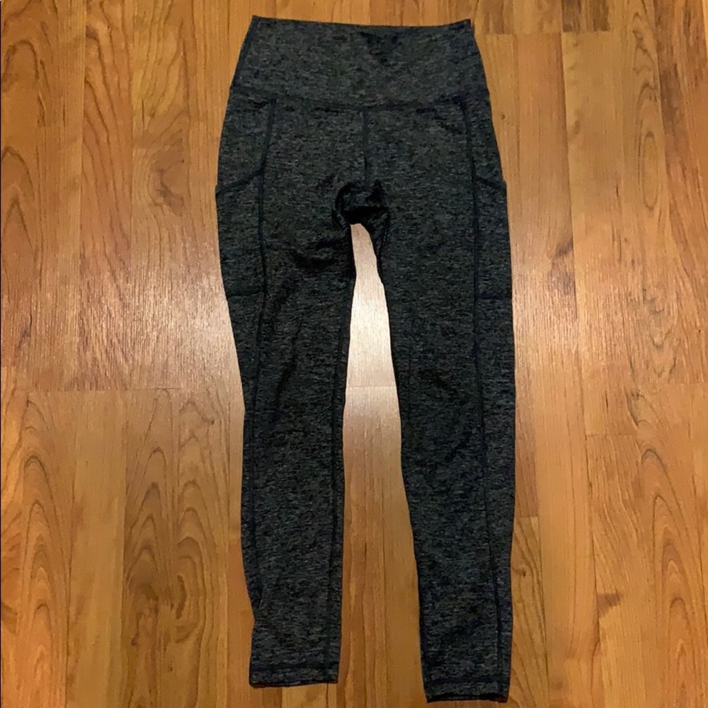 Grey Aerie leggings